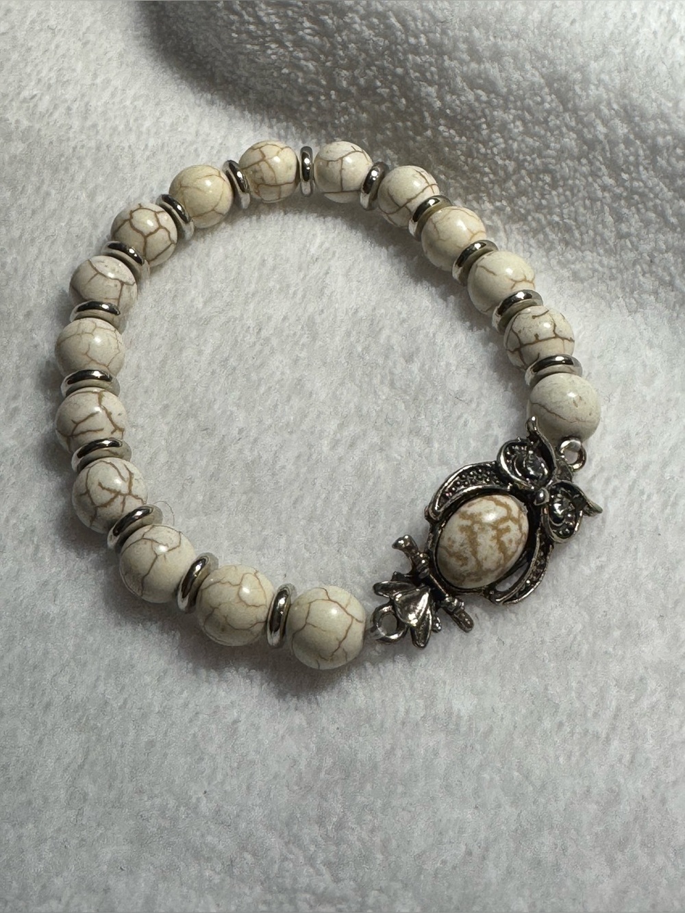 Faux Howlite & Silver-tone Owl Accent Beaded Stretch Bracelet